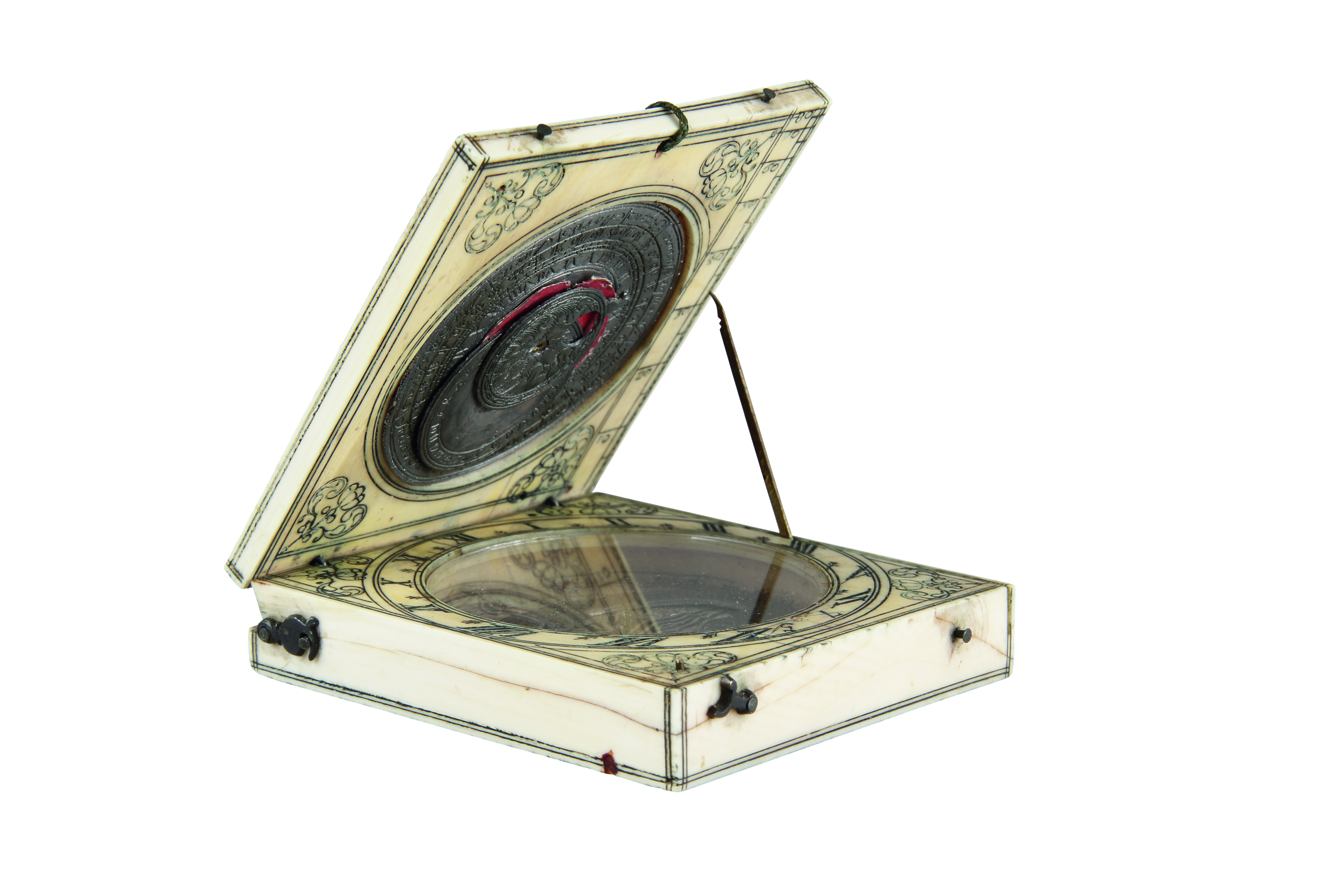 A Fine Example of a Dieppe Magnetic ‘Azimuth’ or ‘Blound-Type’ Pocket Dial